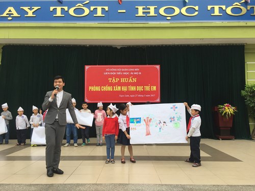 Trường Tiểu học Ái Mộ B tổ chức lớp tập huấn phòng tránh xâm hại tình dục trẻ em